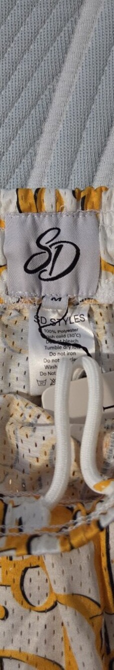 SD Style Shorts - Picture 3 of 4